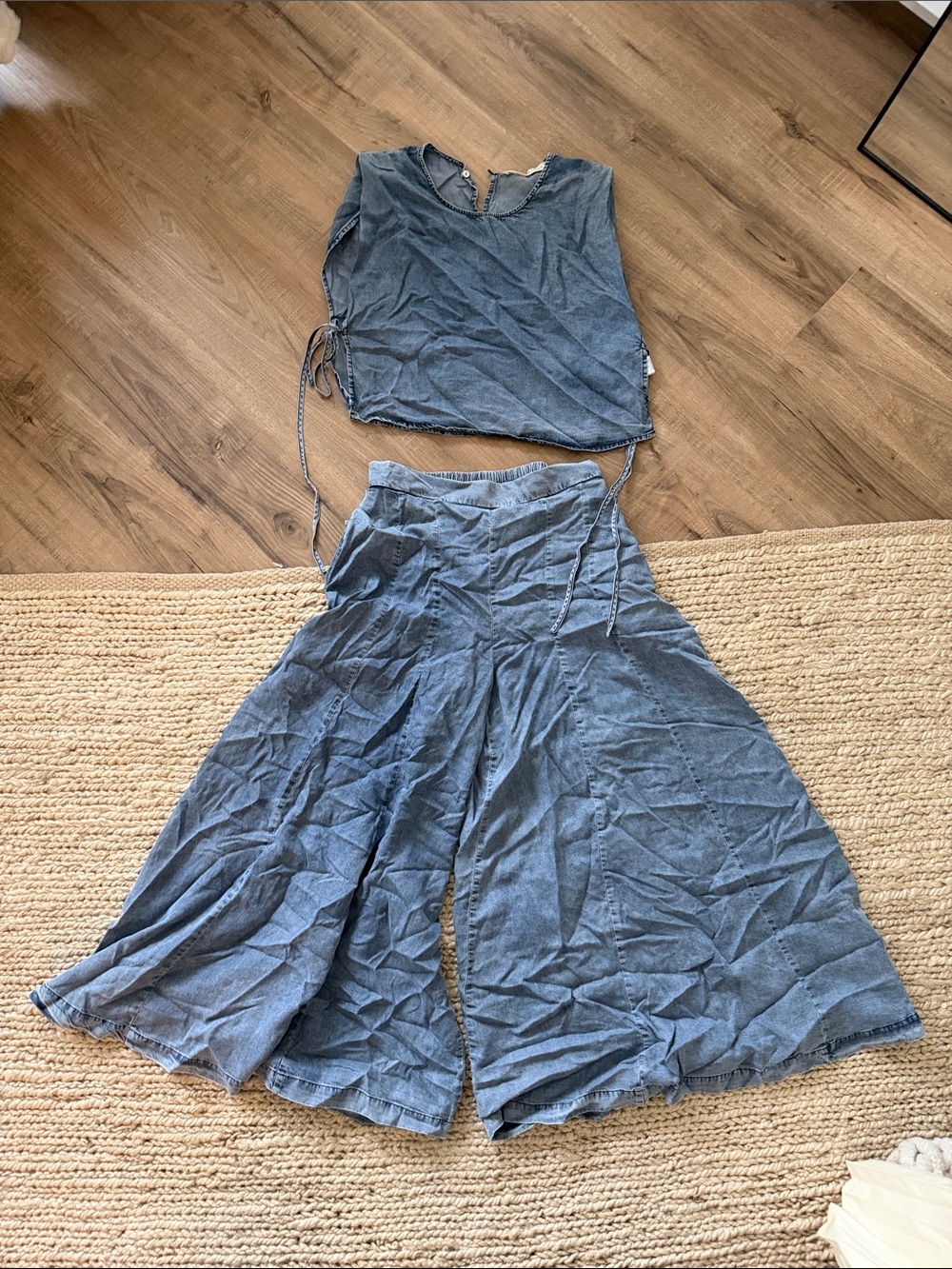 Stitch and Feather Blue Wide-Leg Pant Set